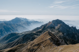 刀锋山：探索自然奇观、感受神秘氛围的旅游胜地